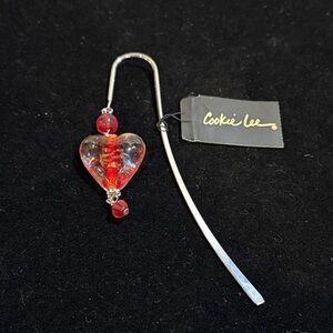 Cookie Lee Red Heart Silver Bookhook